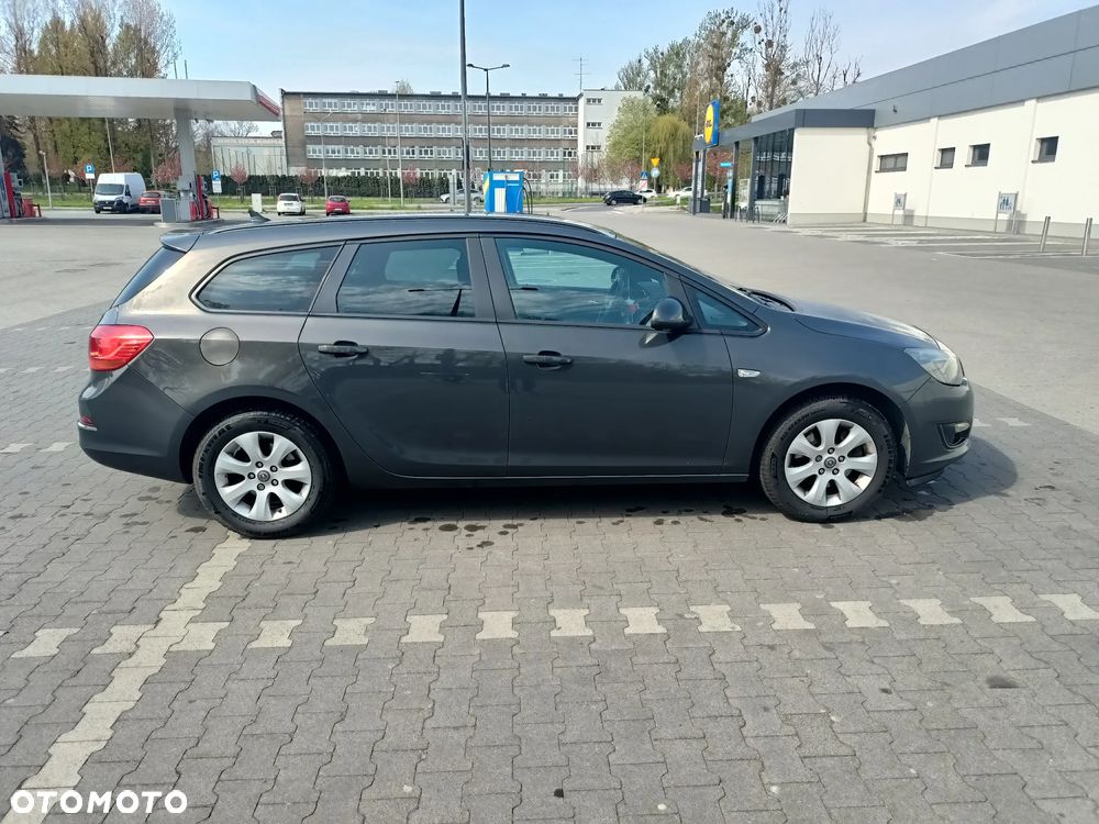 Opel Astra 1.6 CDTI Sport - 9