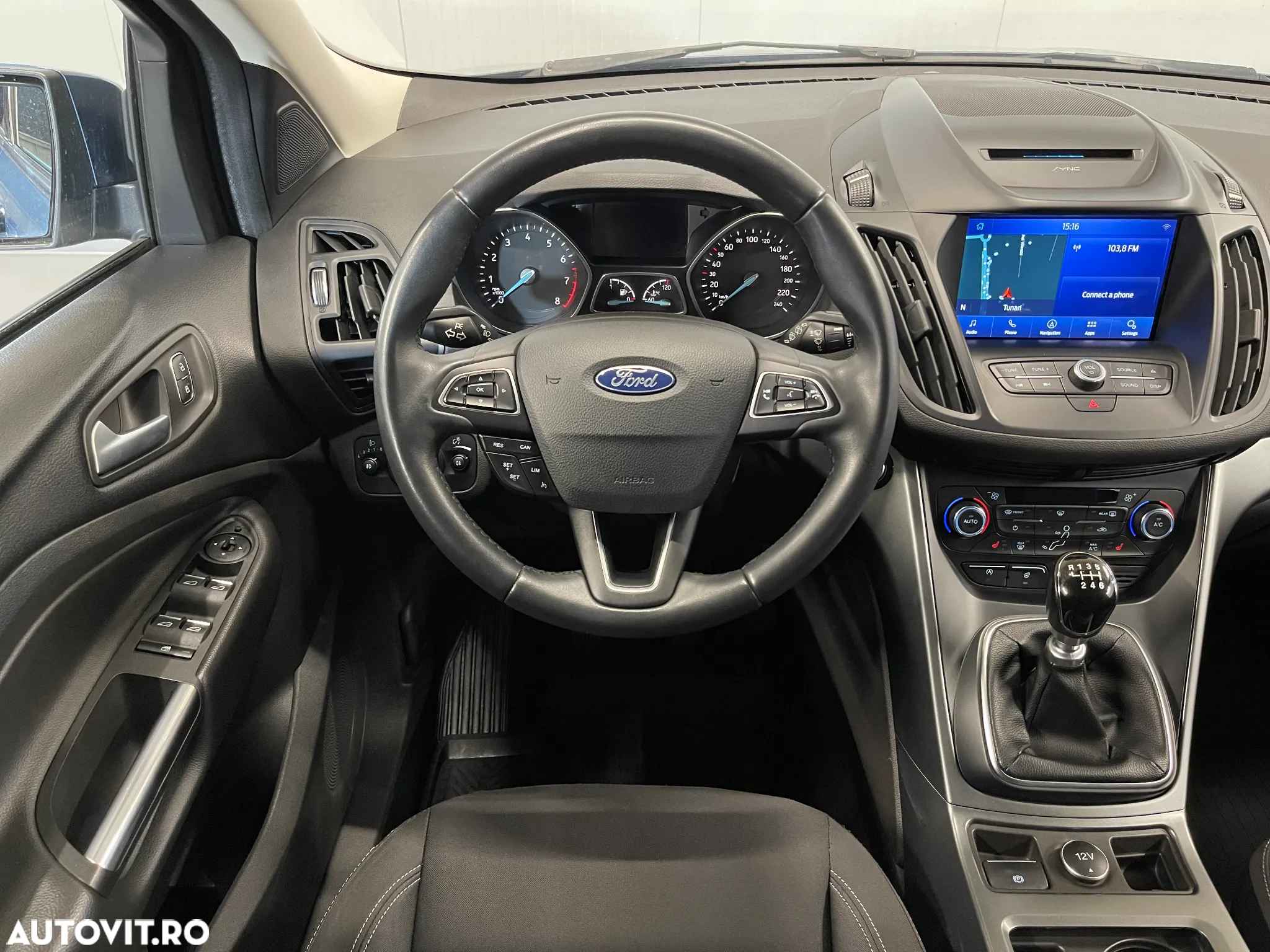 Ford Kuga 1.5 EcoBoost 2WD Trend - 6