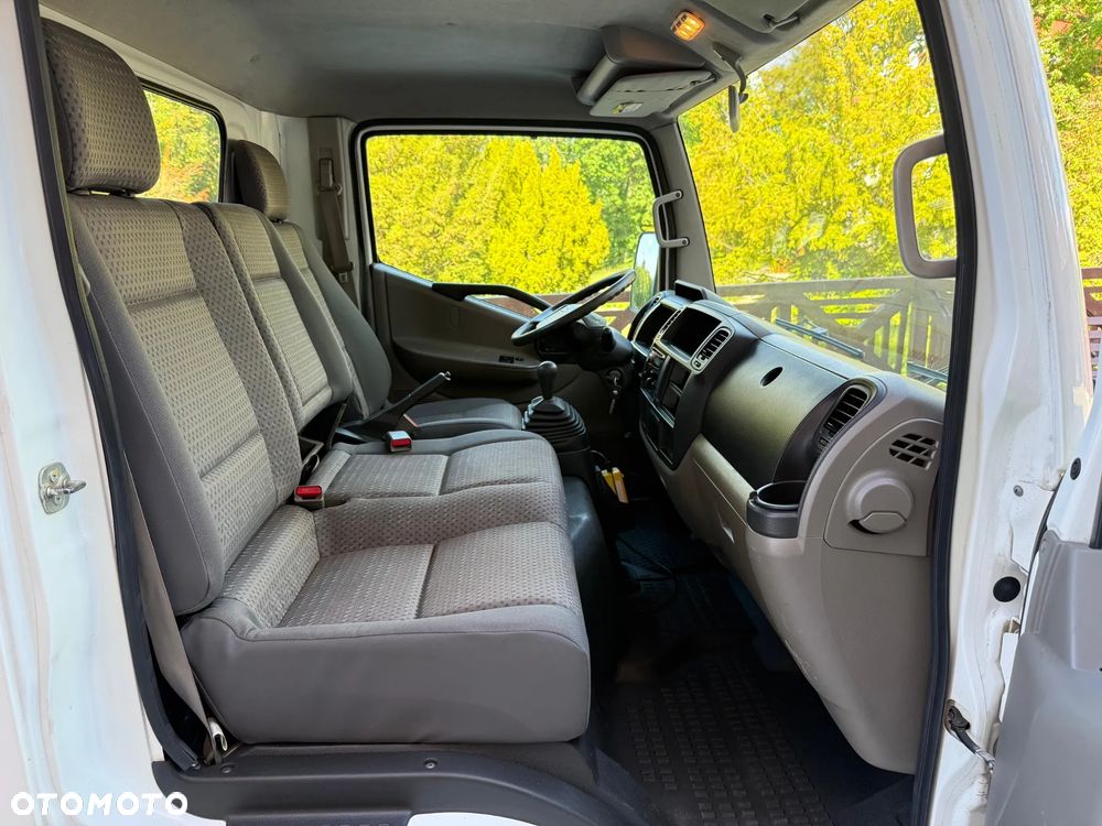Nissan CABSTAR - 9
