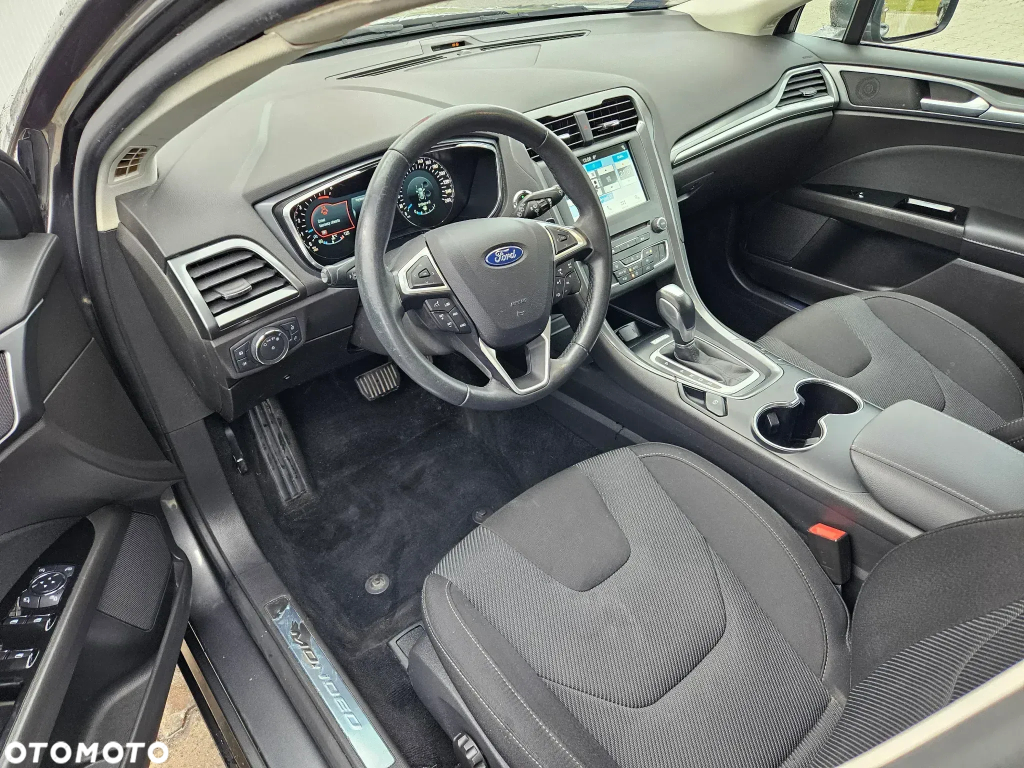 Ford Mondeo 2.0 TDCi Titanium PowerShift - 3