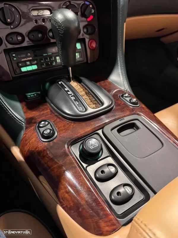 Aston Martin DB7 Vantage Volante — fotografia 37