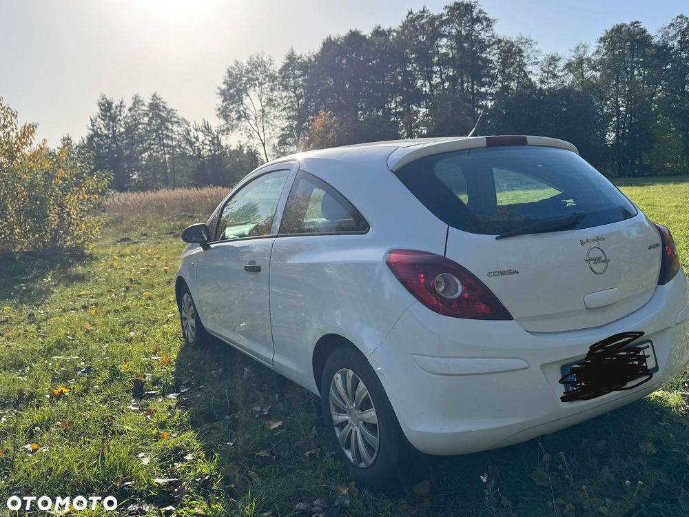 Opel Corsa - 4
