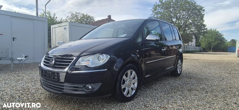 Volkswagen Touran 2.0 TDI DPF DSG Trendline - 1
