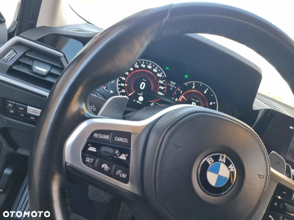 BMW Seria 3 320d Sport Line - 40