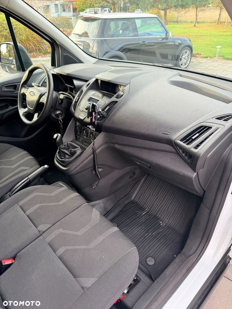 Ford Transit Connect - 14
