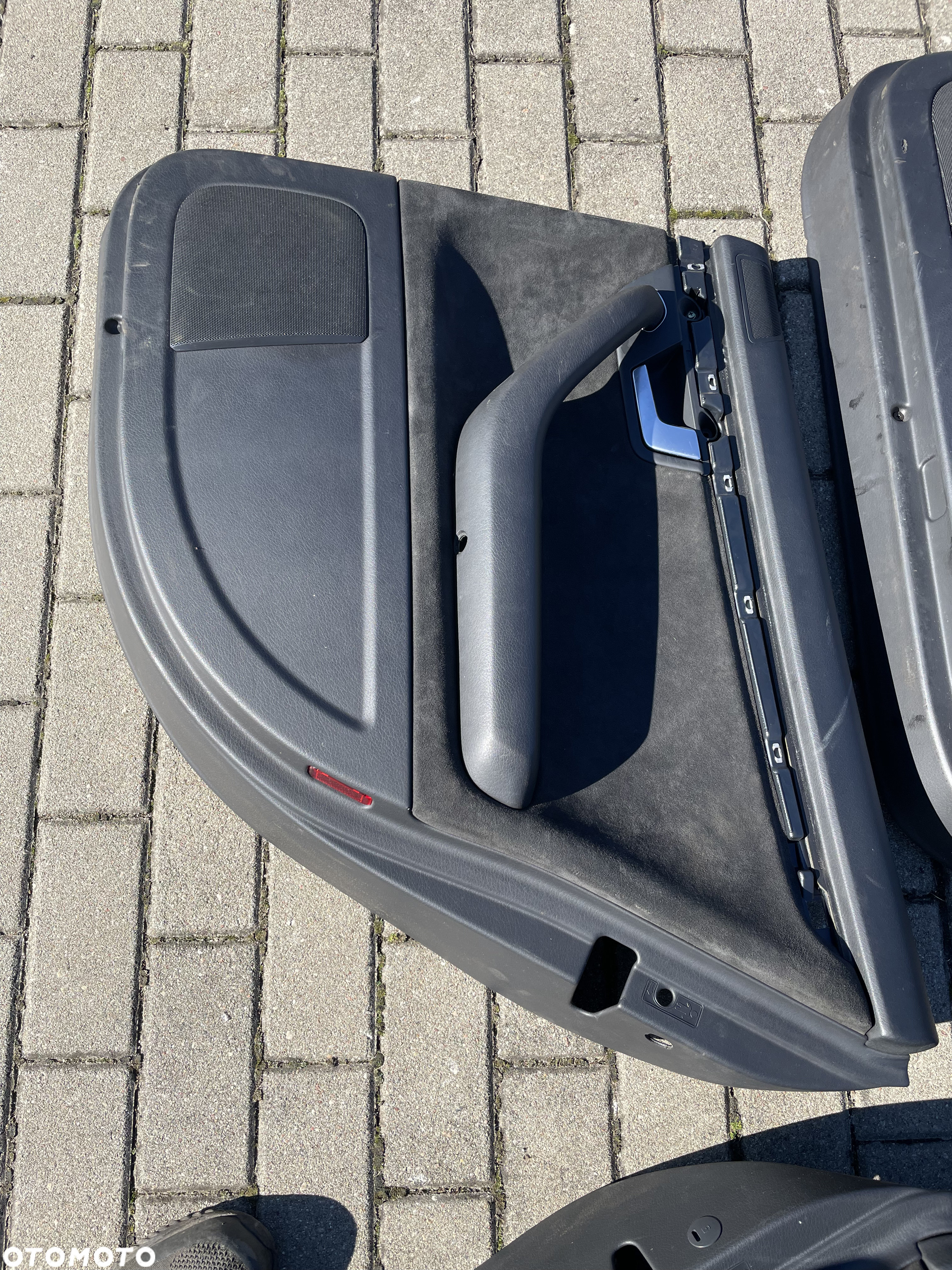 AUDI A4 B7 TAPICERKA DRZWI BOCZKI KOMPLET SKÓRA S-LINE - 5