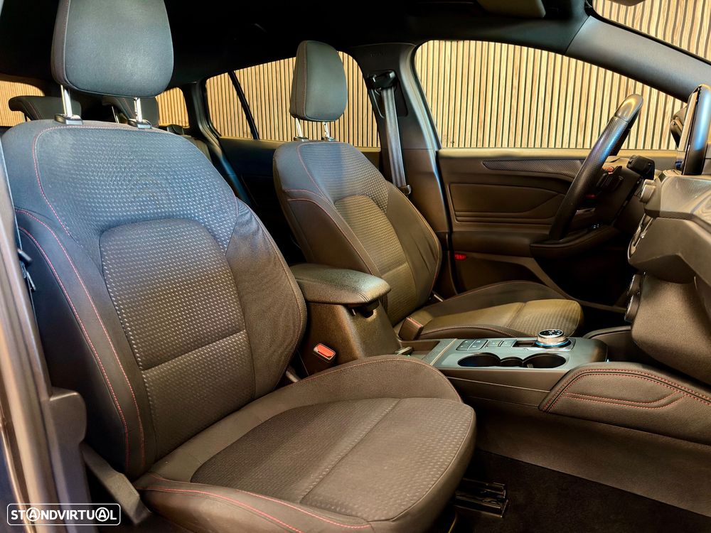 Ford Focus SW 1.0 EcoBoost ST-Line Aut. - 35