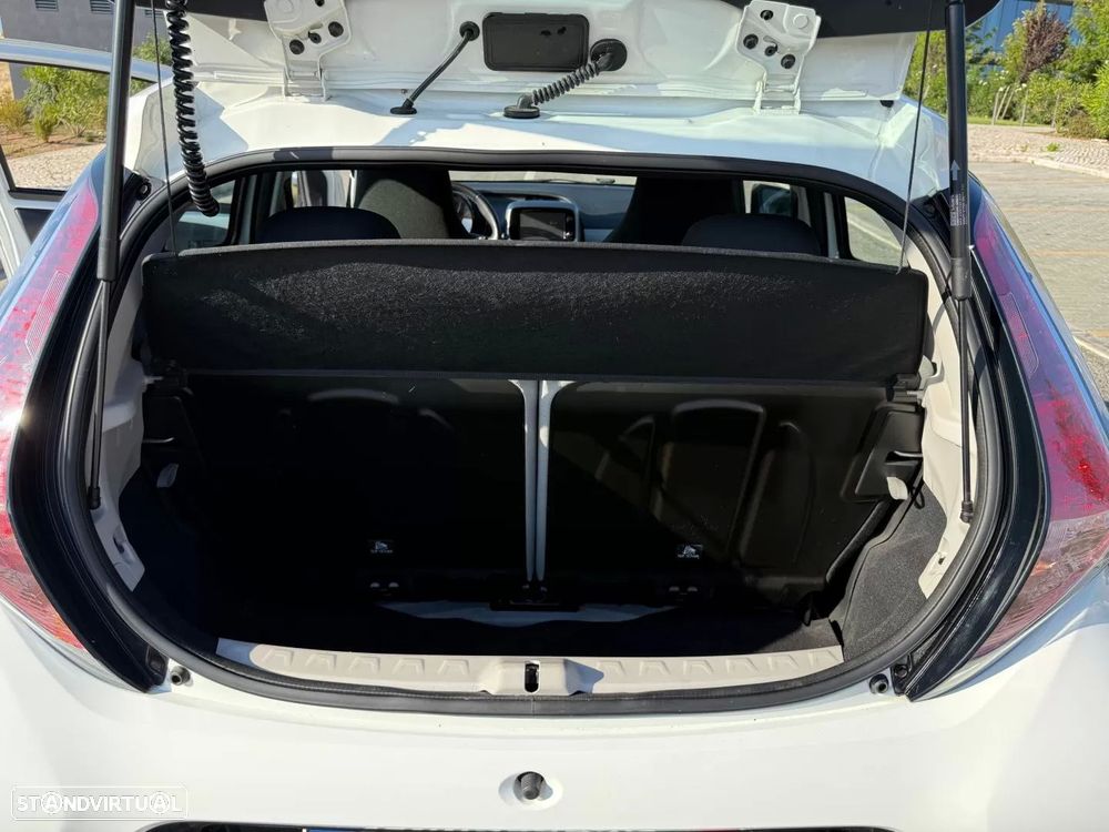 Toyota Aygo 1.0 X-Play+AC+X-Touch - 17
