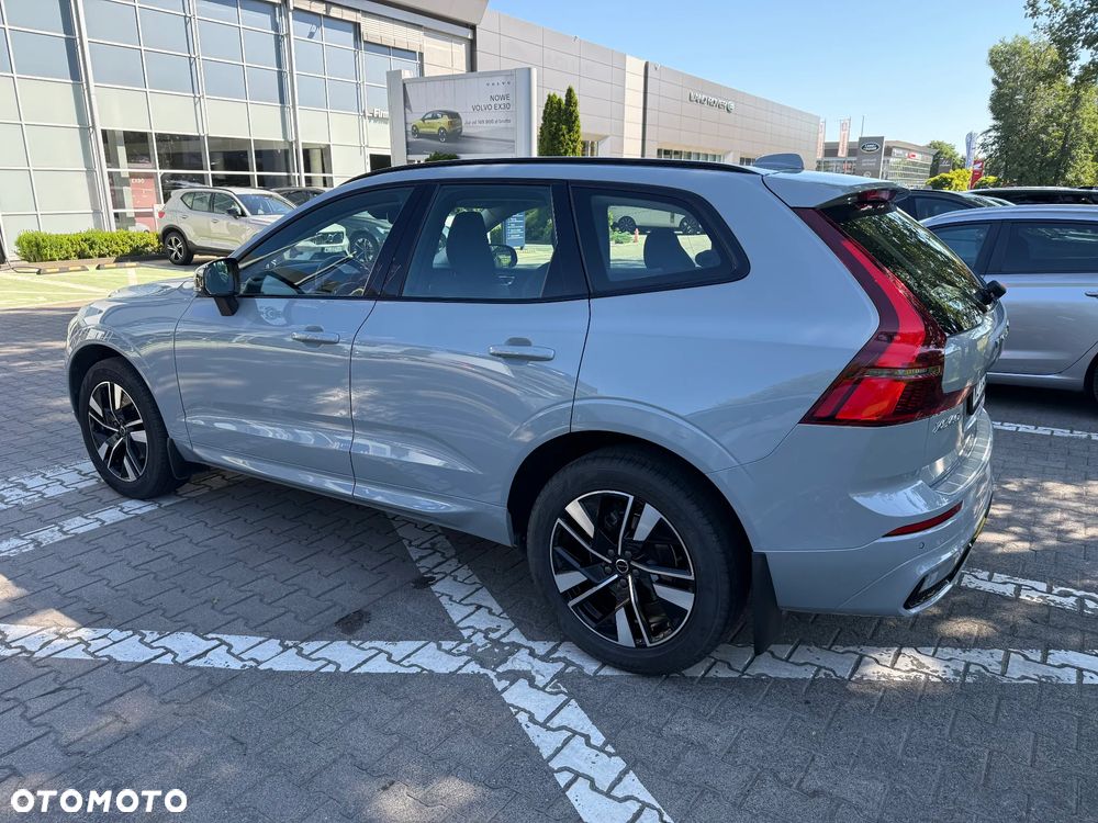 Volvo XC 60 B5 B AWD Plus Dark - 9