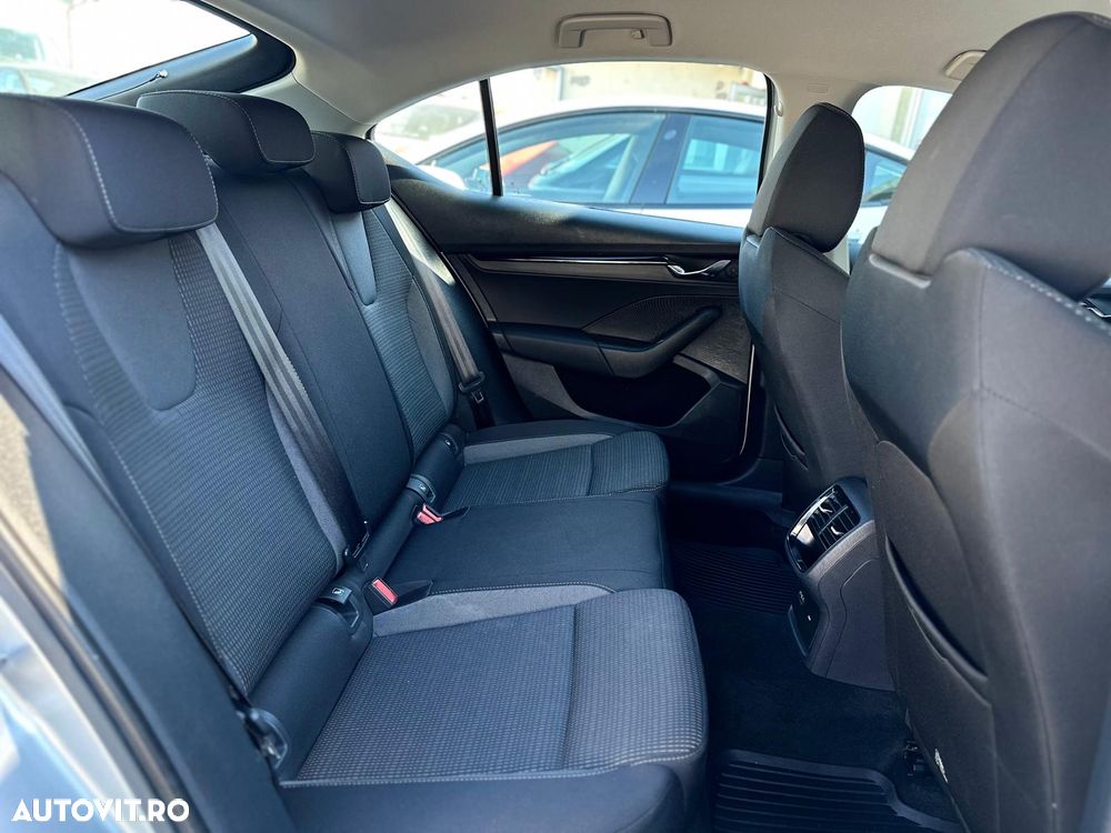 Skoda Octavia 1.5 TSI ACT Ambition - 39