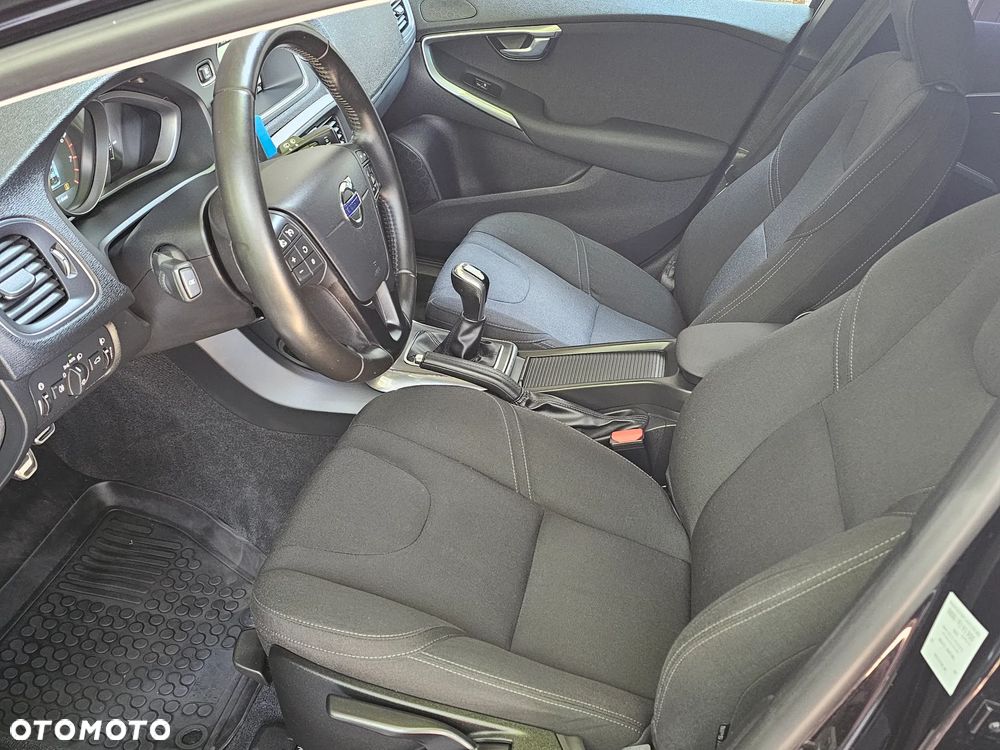 Volvo V40 T2 Linje You - 18