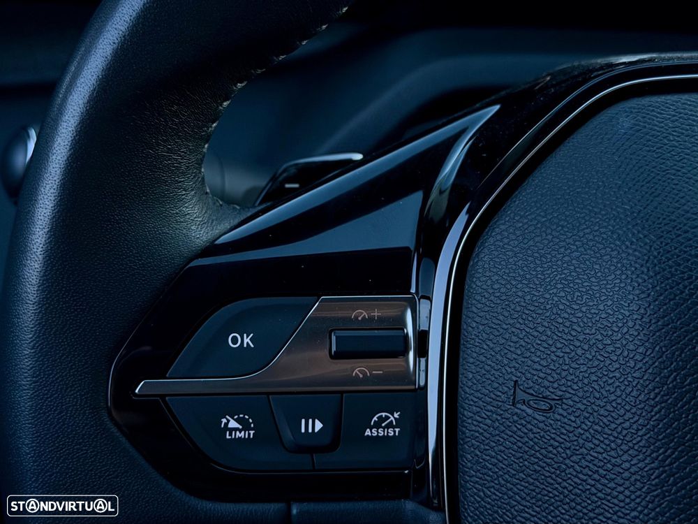 Peugeot 308 SW 1.2 PureTech Allure Full LED EAT8 - 44