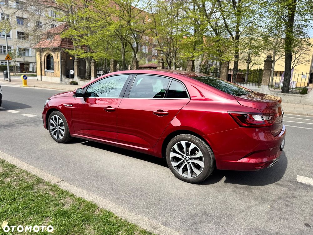 Renault Megane 1.3 TCe FAP Techno EDC - 6
