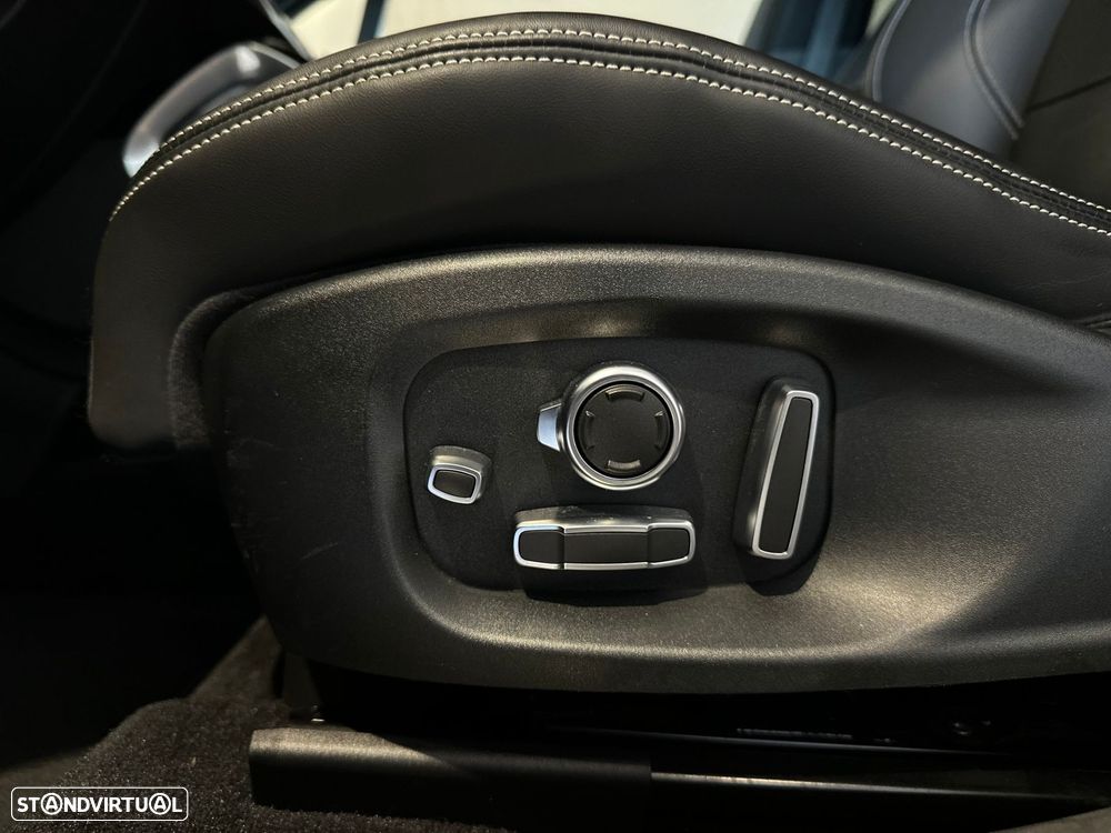 Jaguar I-Pace EV400 AWD HSE - 12