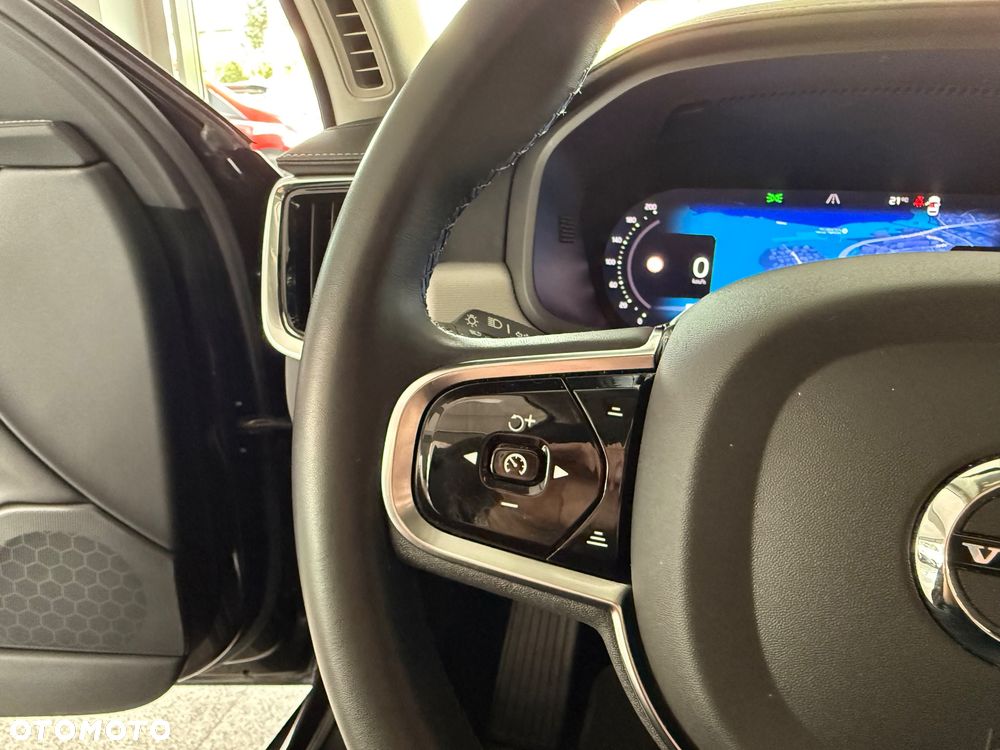 Volvo V90 Cross Country B4 D AWD Plus - 29