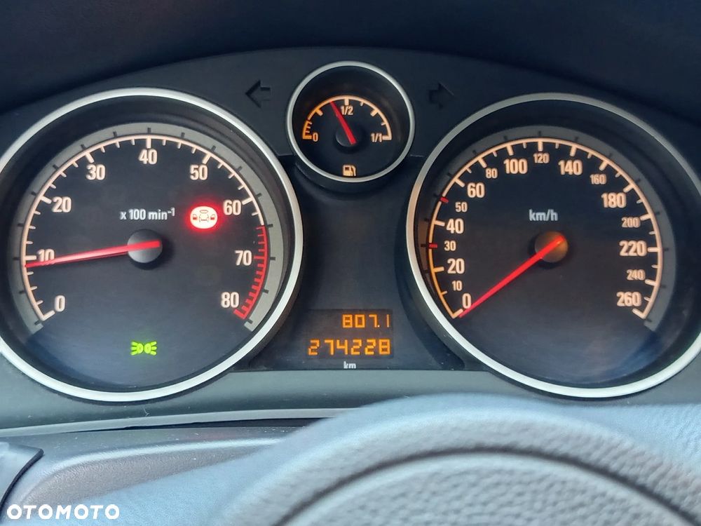 Opel Astra III GTC 1.6 Enjoy - 6