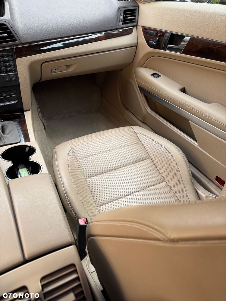 Mercedes-Benz Klasa E 500 7G-TRONIC Elegance - 12