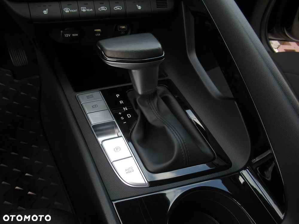 Hyundai Elantra 1.6 Smart CVT - 15