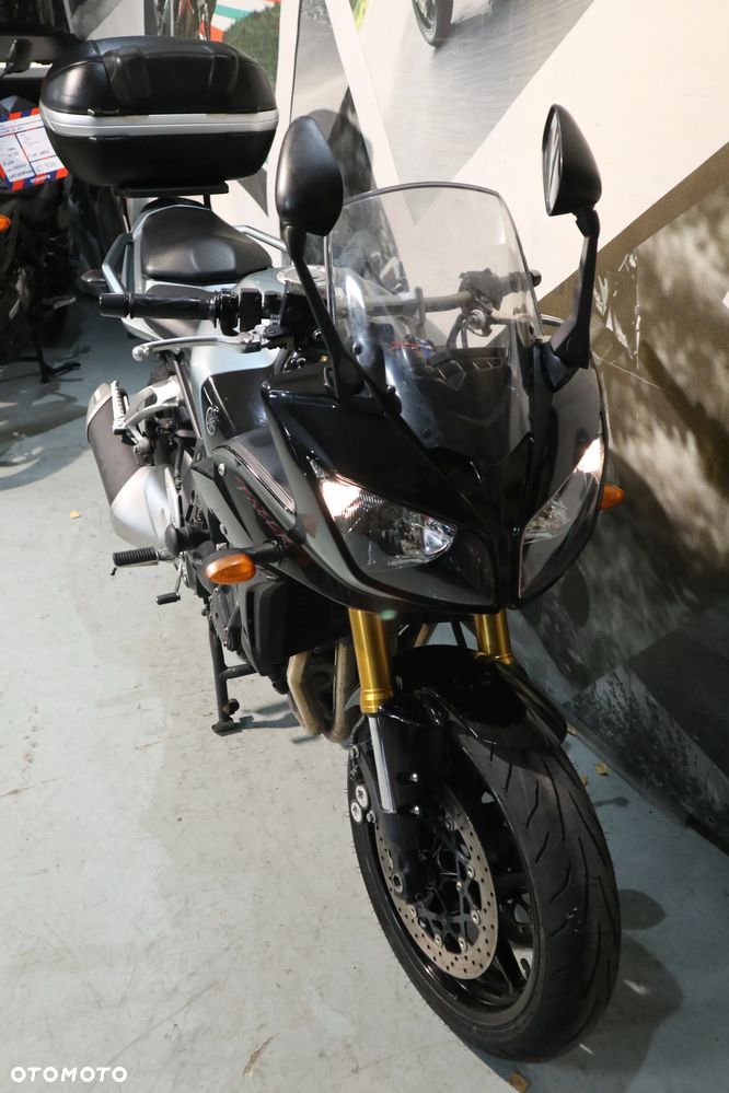 Yamaha FZ - 15