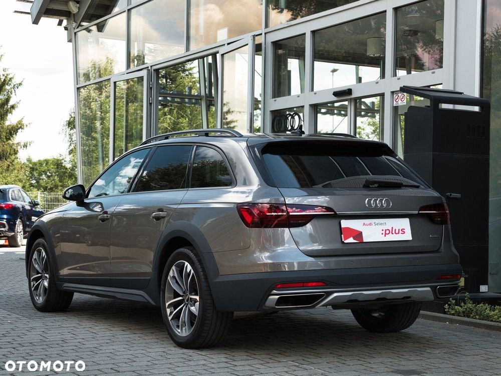 Audi A4 Allroad - 12