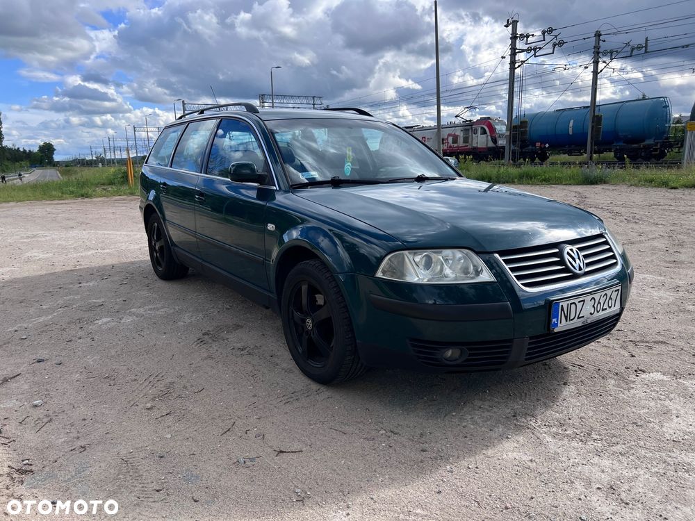 Volkswagen Passat 1.9 TDI Basis - 2