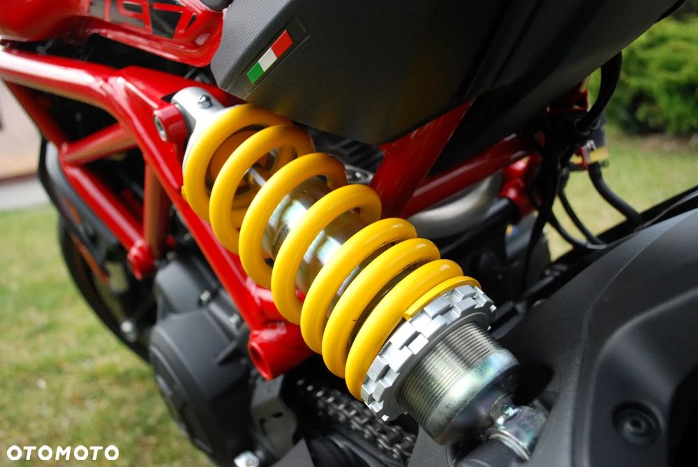 Ducati Monster - 9