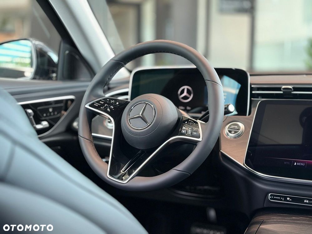 Mercedes-Benz Klasa E - 10