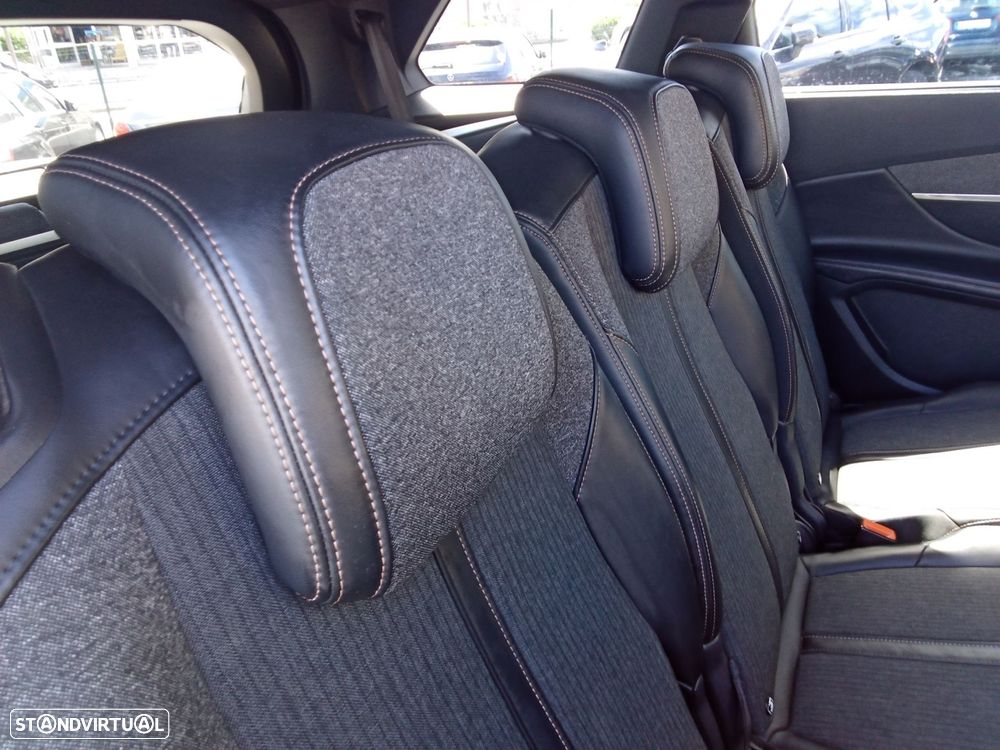 Peugeot 5008 1.5 BlueHDi GT Line - 27