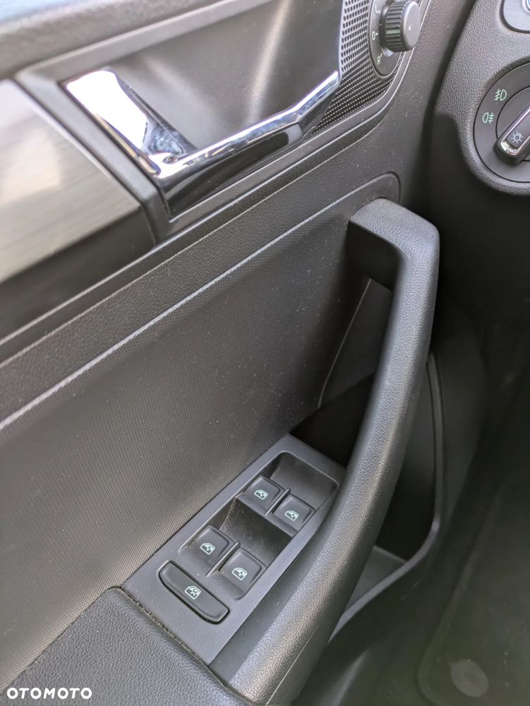 Skoda RAPID 1.0 TSI Clever - 14