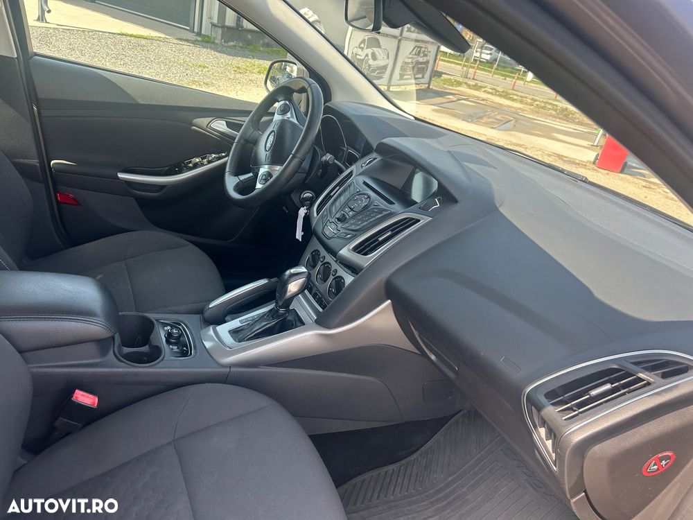 Ford Focus 2.0 TDCI DPF Aut. Champions Edition - 15