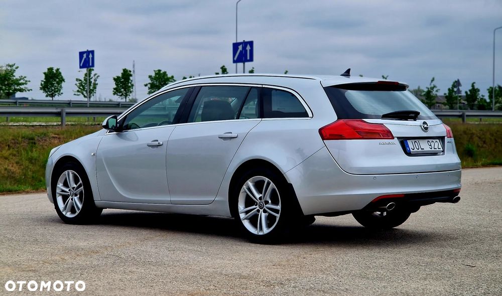 Opel Insignia 2.0 Turbo - 15