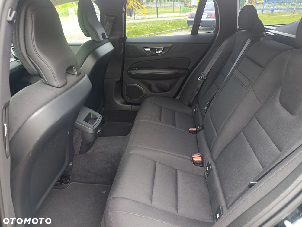 Volvo V60 D3 AWD Geartronic Momentum - 14