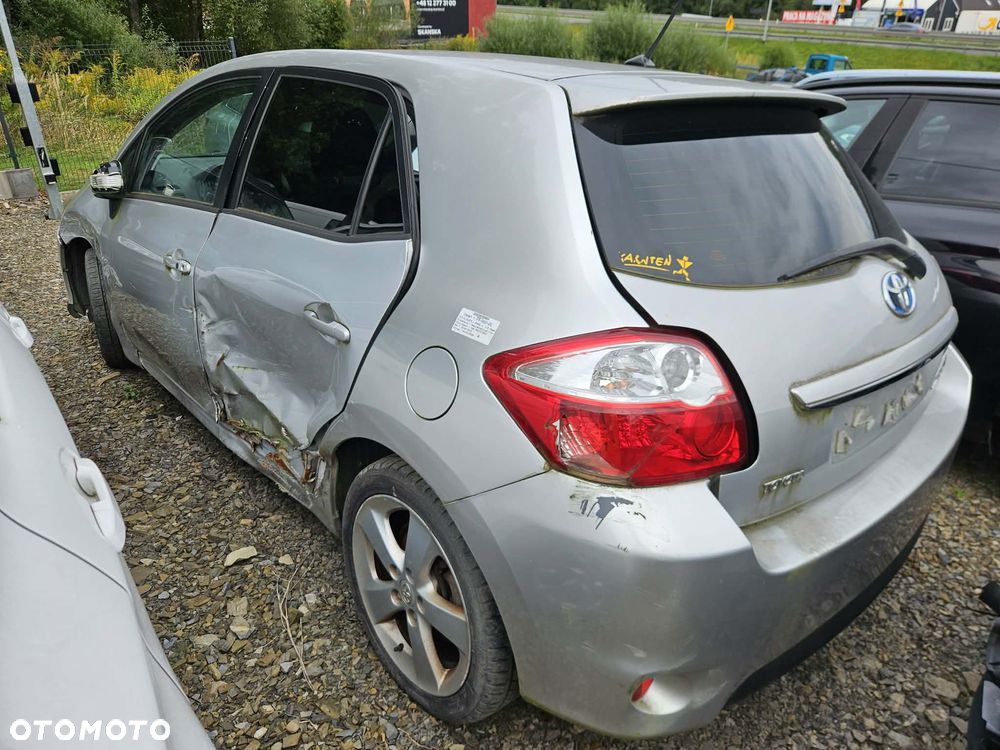 Toyota Auris 1.8 HSD Luna - 7