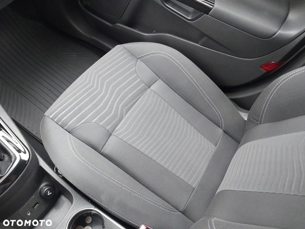 Ford Fiesta 1.0 EcoBoost STart-Stop Titanium - 39