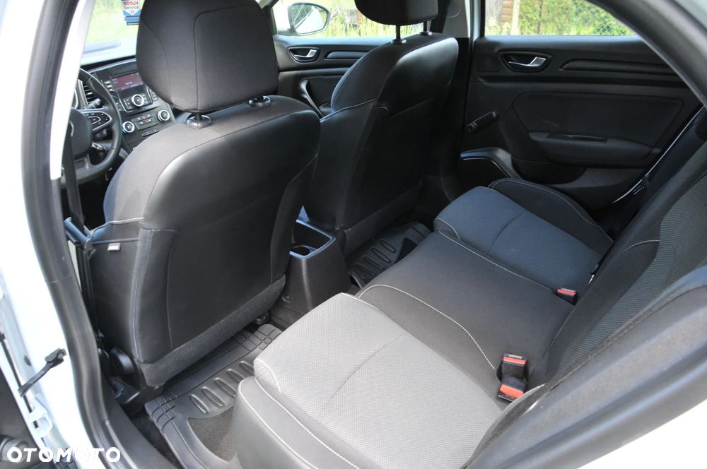 Renault Megane - 17