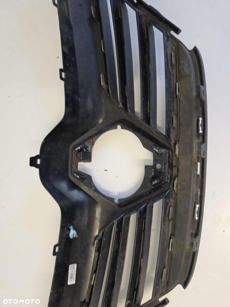 GRILL ATRAPA RENAULT MEGANE 4 IV 16-> 622568380R - 10