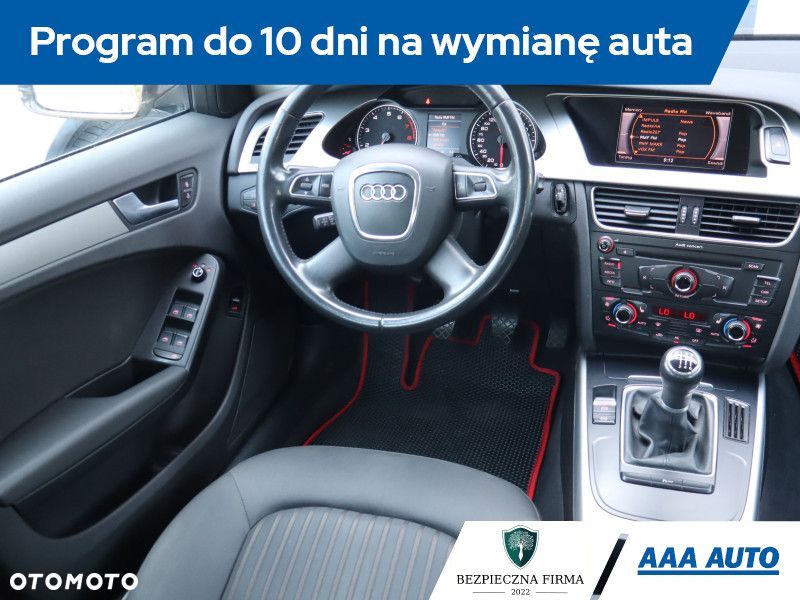 Audi A4 Limousine - 9