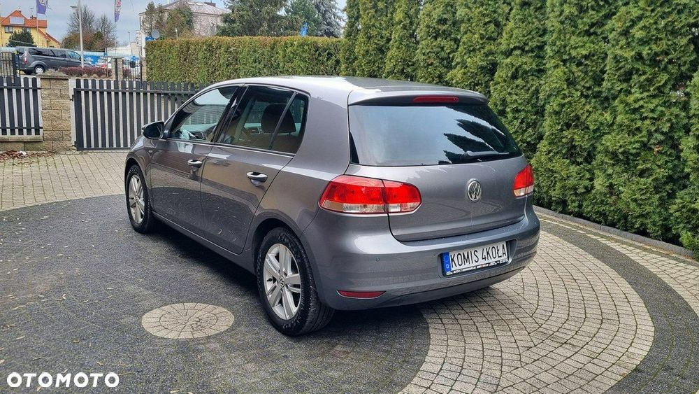 Volkswagen Golf - 5