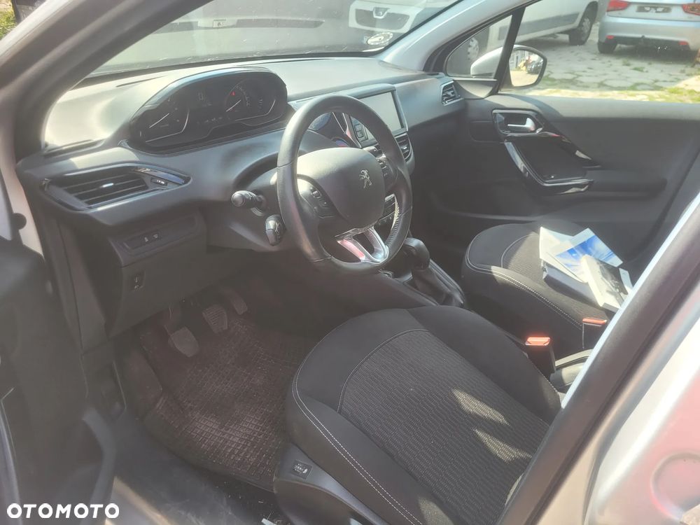 Peugeot 208 Blue-HDi 100 Stop&Start Allure - 20