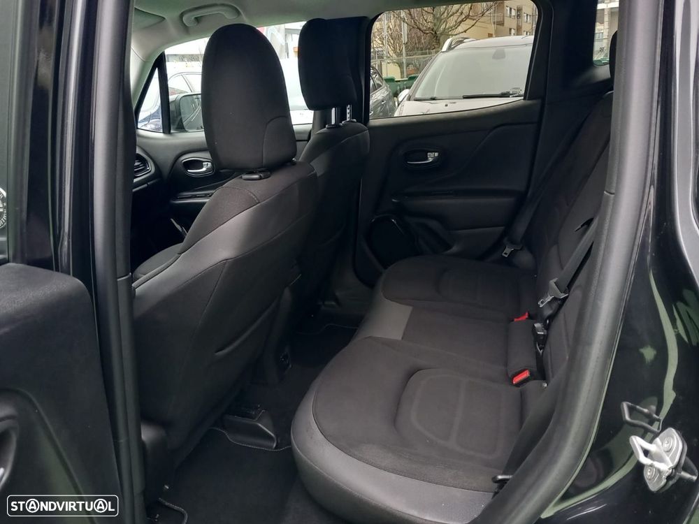 Jeep Renegade 1.6 MJD Night Eagle - 21