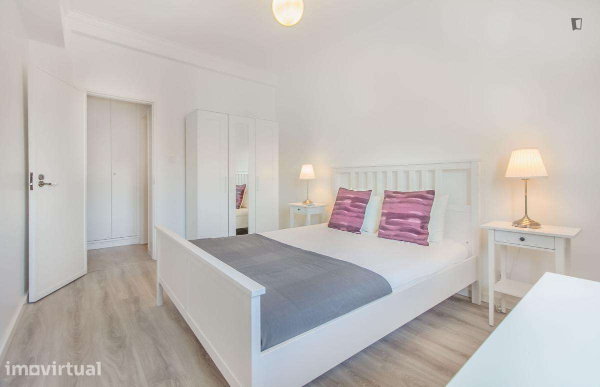 Apartamento com 1 quartos - localizado em Entrecampos Lisbon - Grande imagem: 5/25