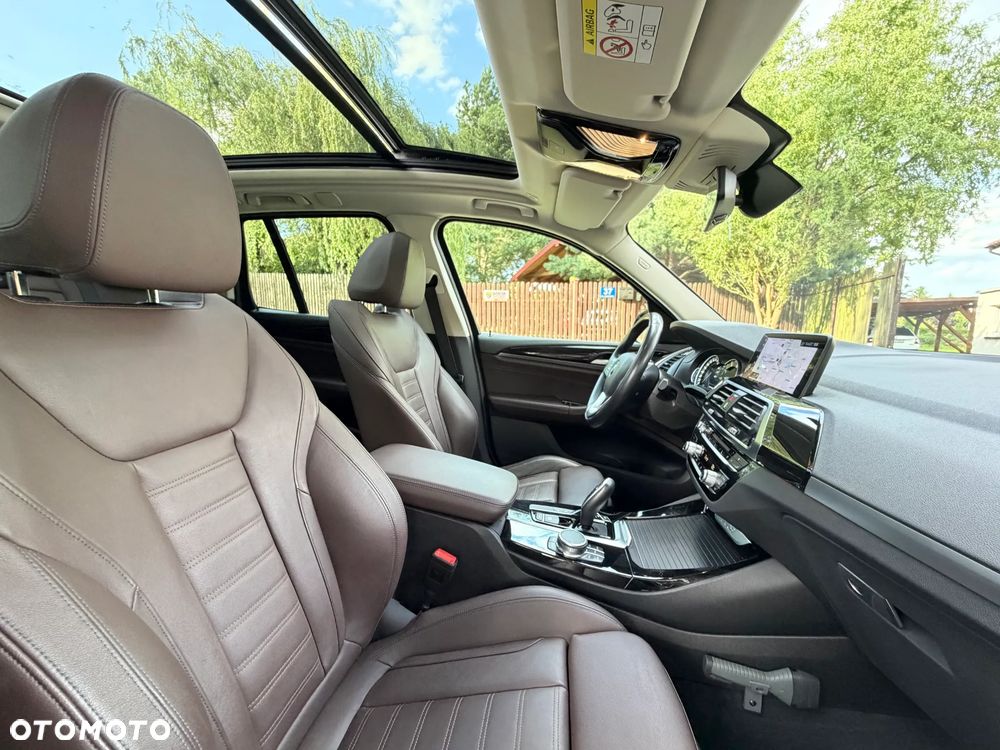 BMW X3 xDrive20d xLine - 28