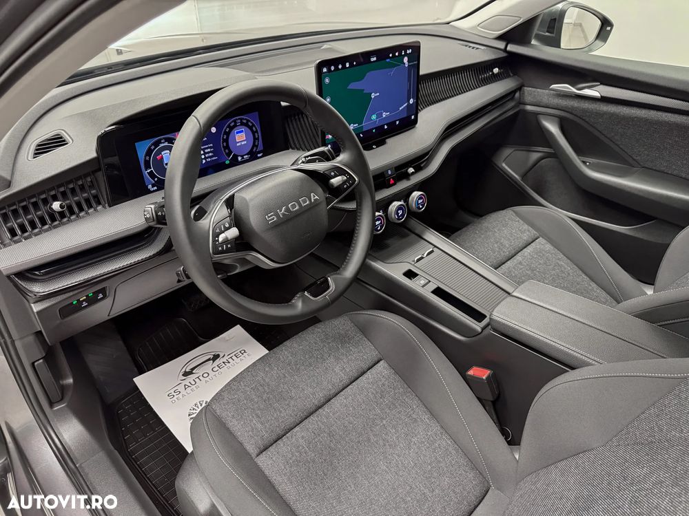 Skoda Superb 2.0 TDI DSG Essence - 22