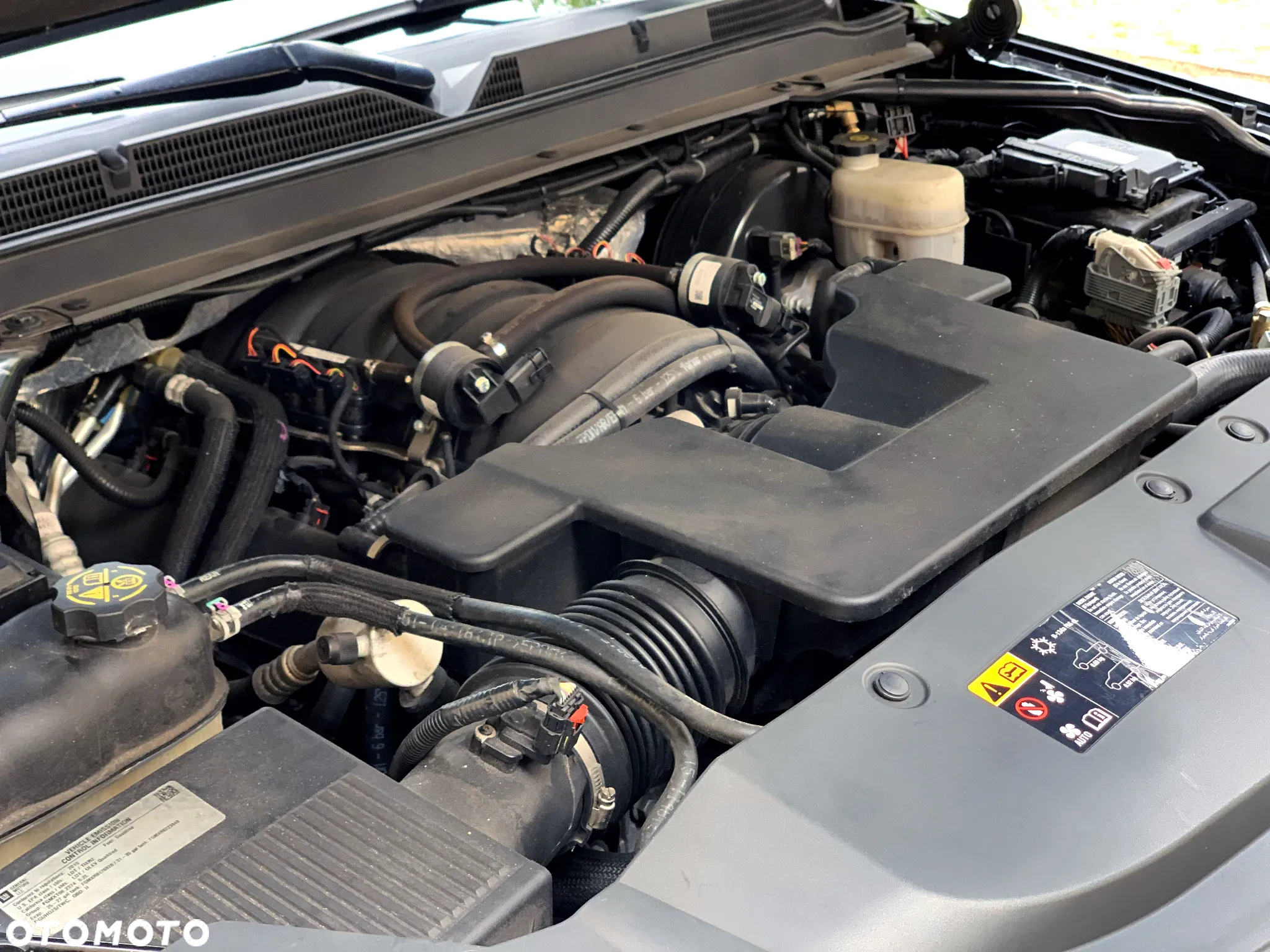 Cadillac Escalade ESV 6.2 V8 AWD AT Premium - 36