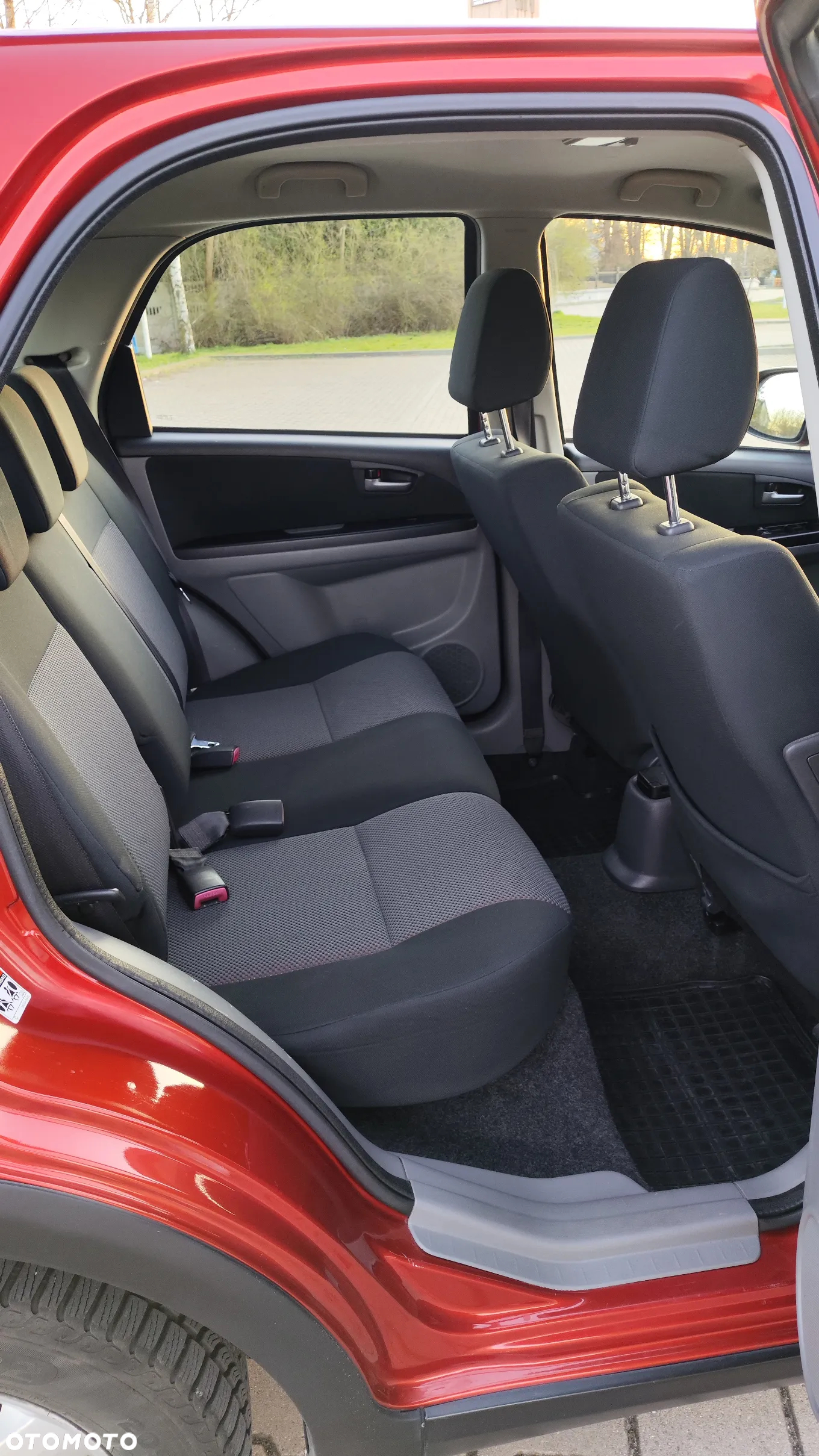 Suzuki SX4 1.9 DDiS 4WD GS / Premium - 13
