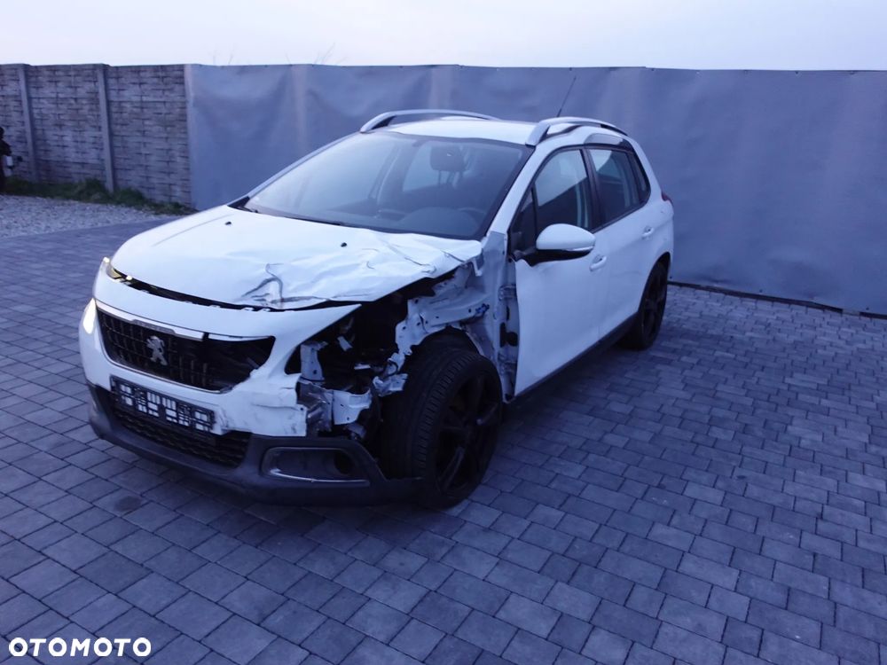 Peugeot 2008 PureTech 110 Stop&Start Active - 6