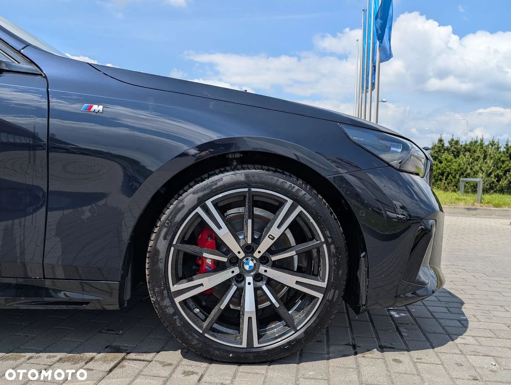 BMW Seria 5 520d mHEV - 8
