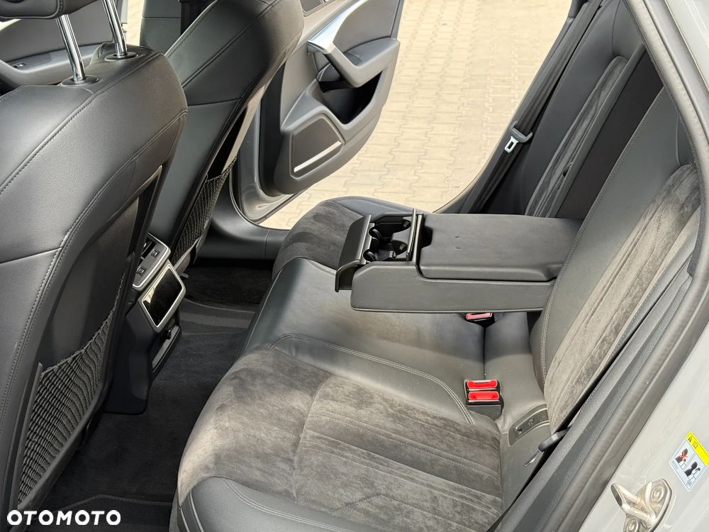 Audi A6 Avant 55 TFSI mHEV Quattro S tronic - 15