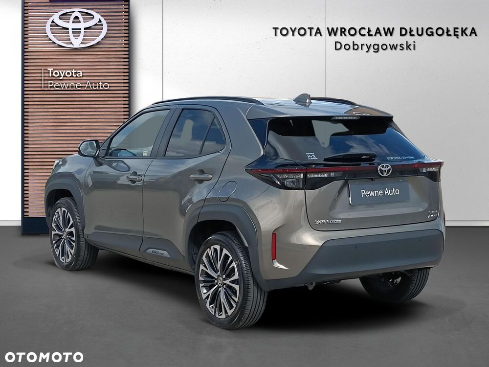 Toyota Yaris Cross Hybrid 1.5 Executive AWD - 5