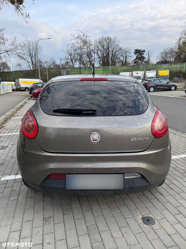 Fiat Bravo 1.9 Multijet Estiva Blue&Me - 2